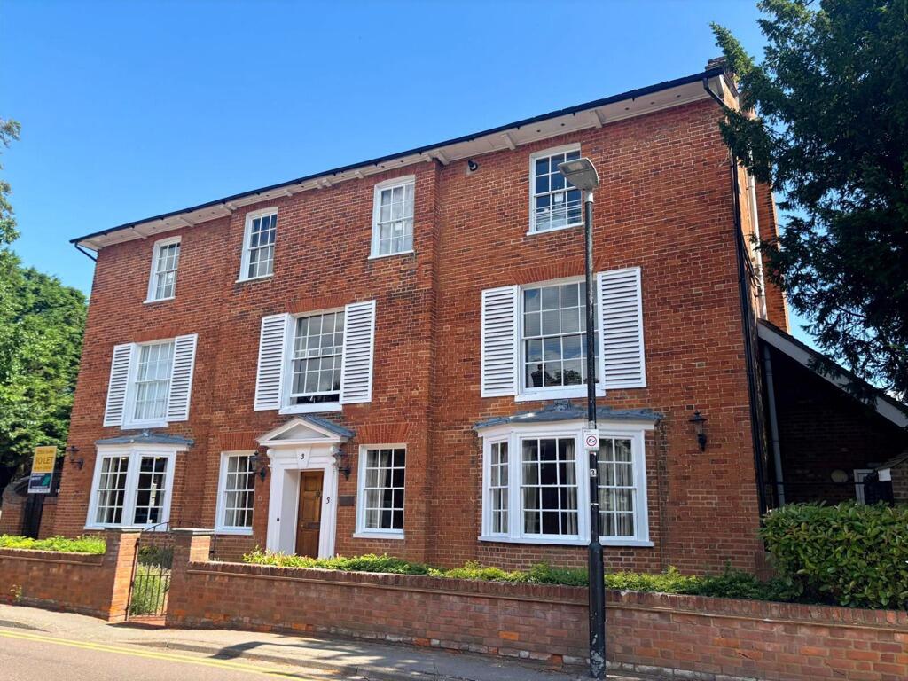The Grange, 3 Codicote Road, Welwyn, Hertfordshire, AL6 9LY