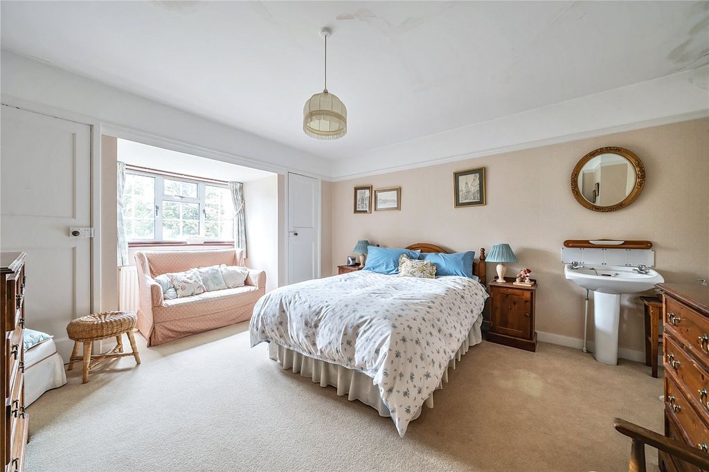 Additional image 4 of 6 bed detached house for saleBath Road, Marlborough, Wiltshire SN8