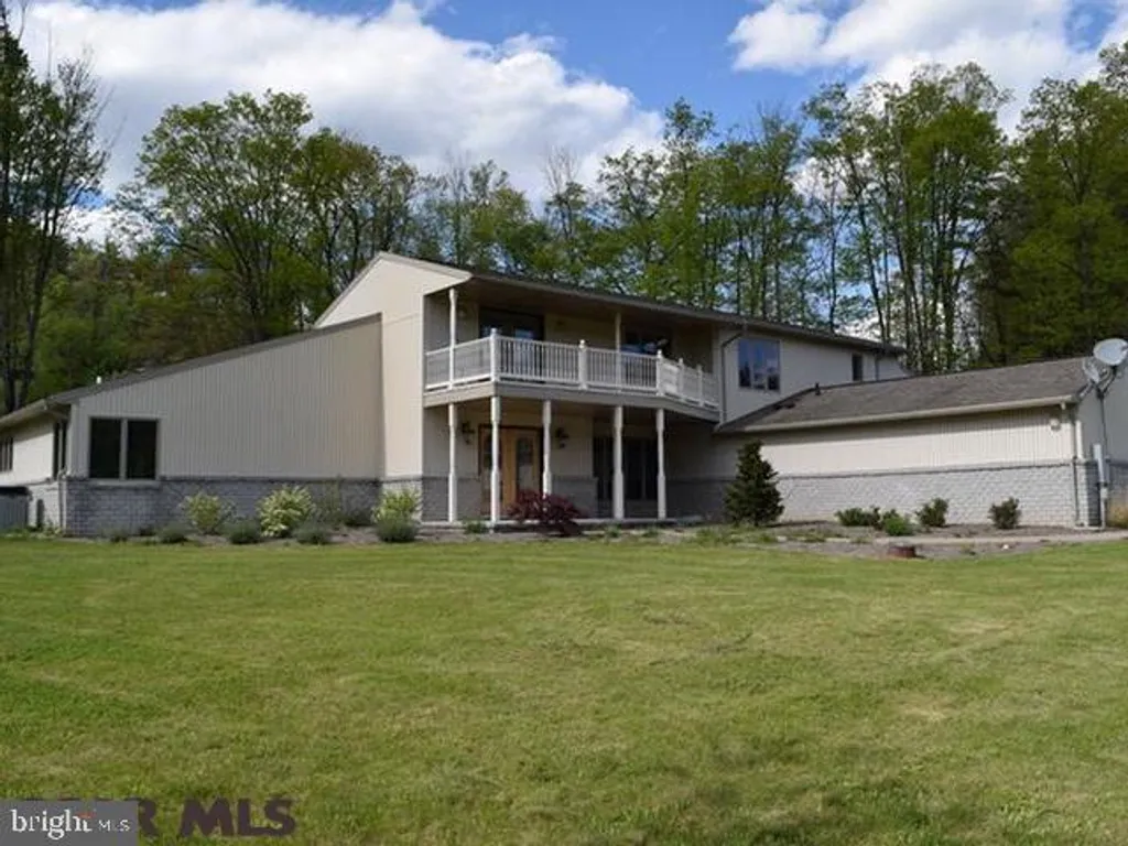 182 Barnyard Lane, Julian, PA 16844