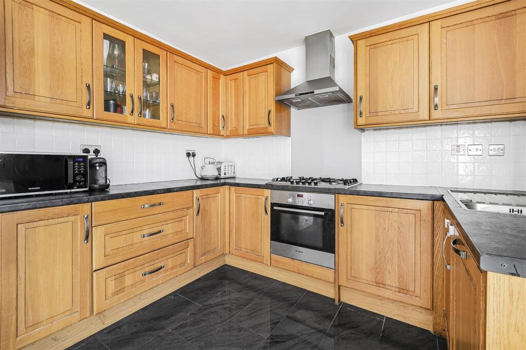 Additional image 3 of Newfields, Welwyn Garden City