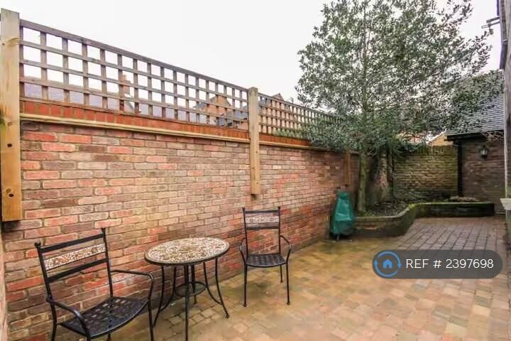 Additional image 17 of High Street, Harpenden, AL5