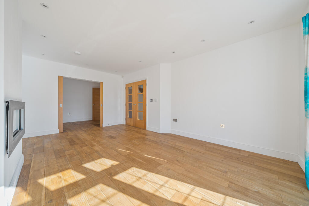 Additional image 12 of Bowers Way, HARPENDEN, AL5