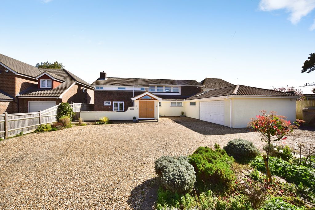 4 bed detached house for saleChurch Road, Offham, West Malling ME19