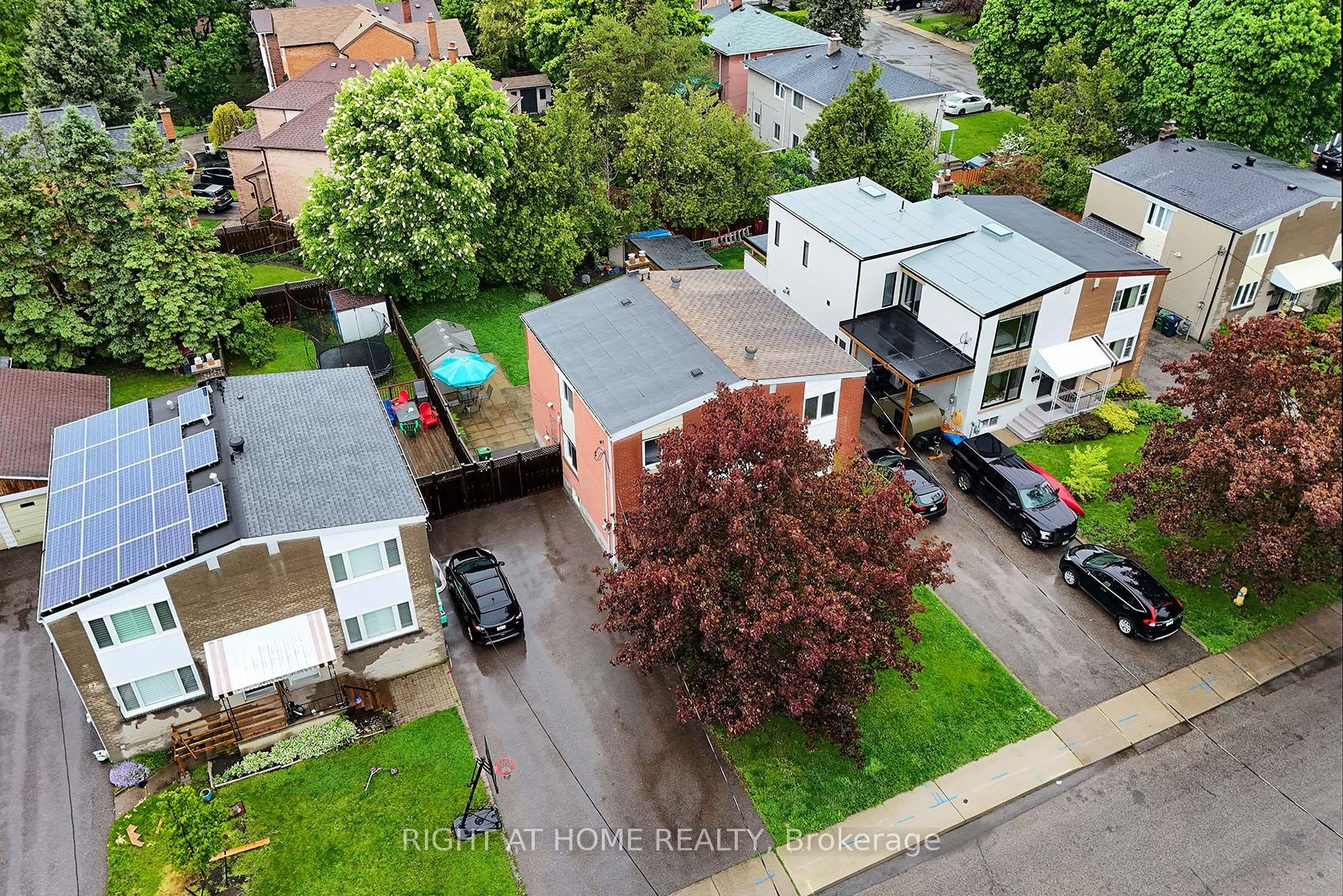 48 Van Stassen Boulevard, Toronto, ON, M6S 2N5