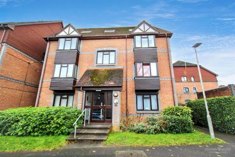 Grovelands Road, Reading RG30, Studio to rent
