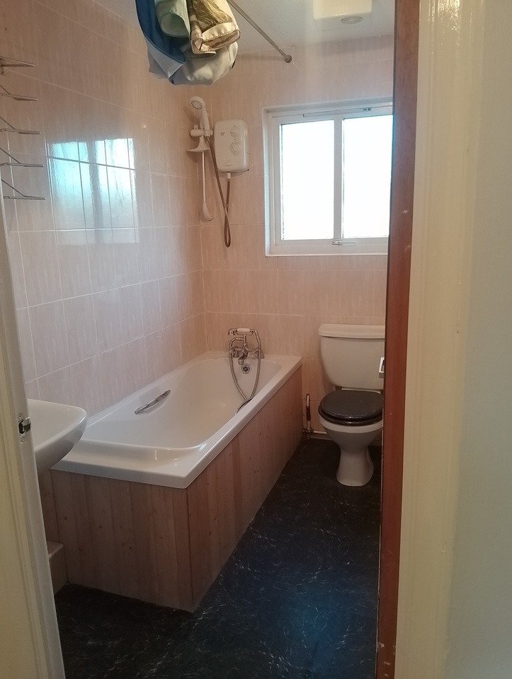 2 Bed Semi-Detached House, Niddrie Marischal Road, EH16, N1 7GU photo 4