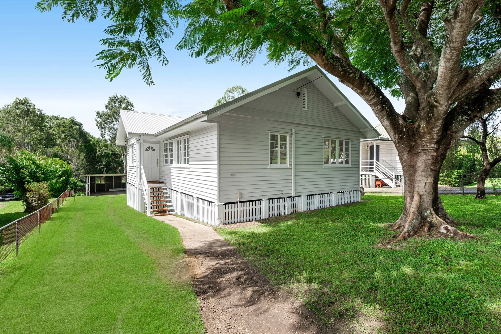Additional image 3 of 1104 Logan Road, Holland Park West QLD 4121