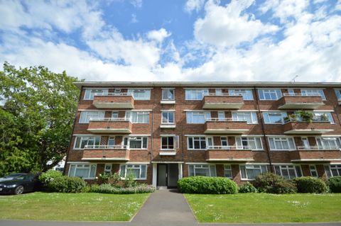 Lumsden Mansions, Shirley Road SO15
