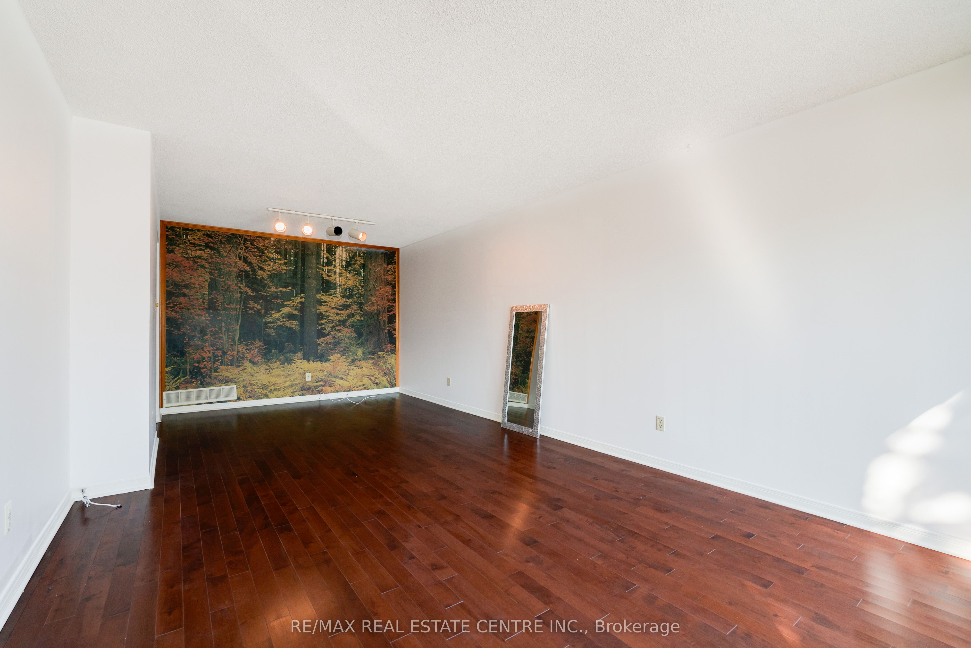 Additional image 5 of 33 Millhouse Crescent, Toronto, ON, M1B 2E4