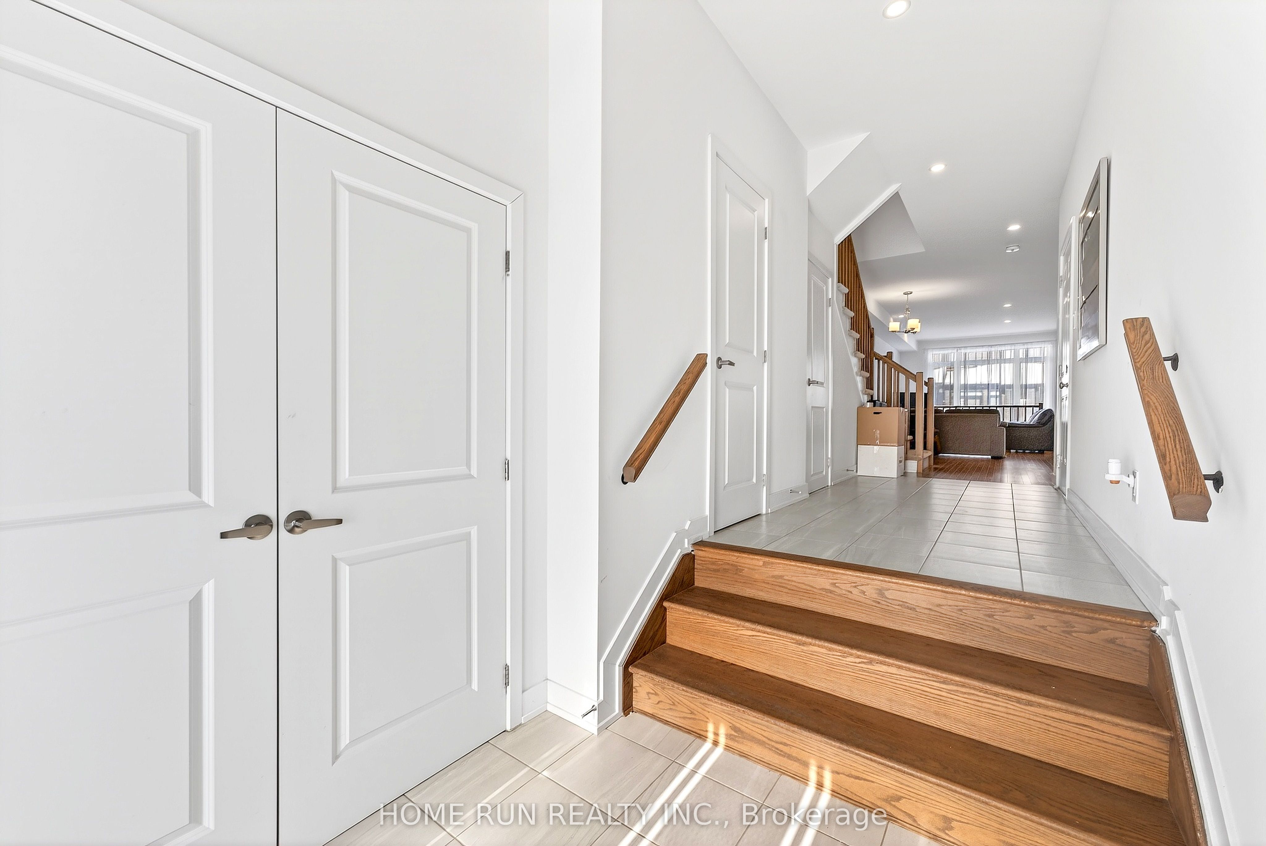 Additional image 3 of 2071 Allegrini Terrace, Ottawa, ON, K2S 2S1