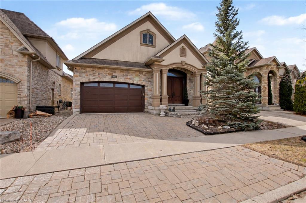 205 Paige Place, Kitchener, ON, NN2K 4P5