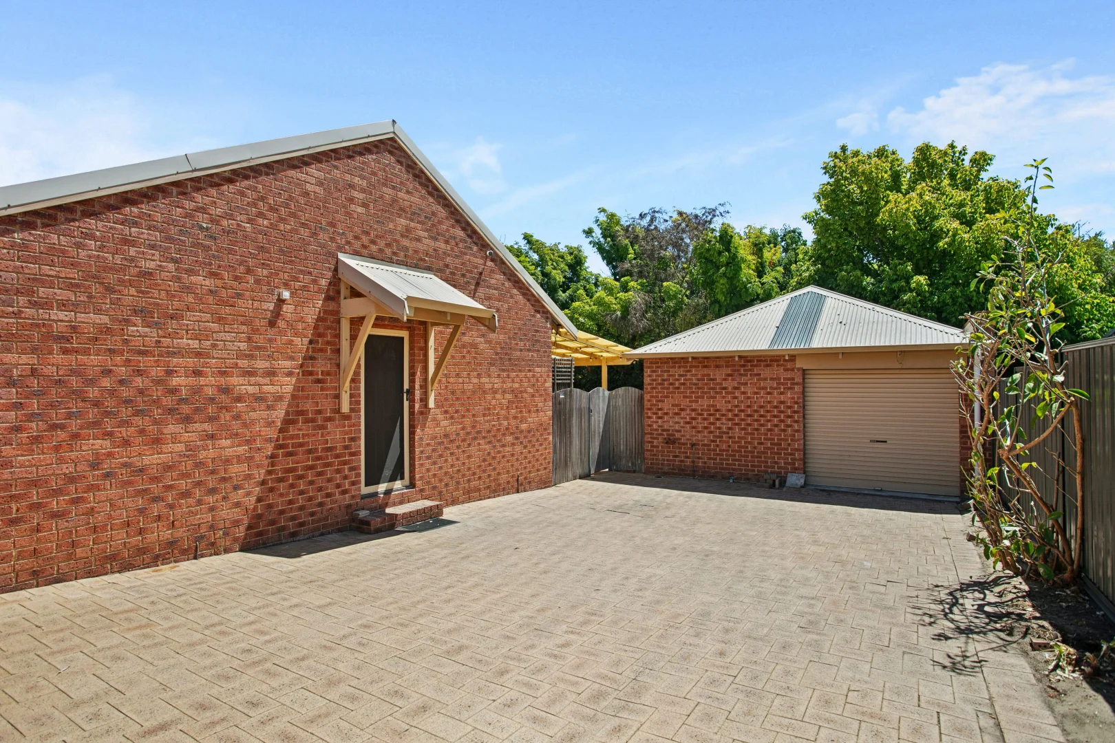 Additional image 28 of 48 Waroonga Road, Nedlands WA 6009