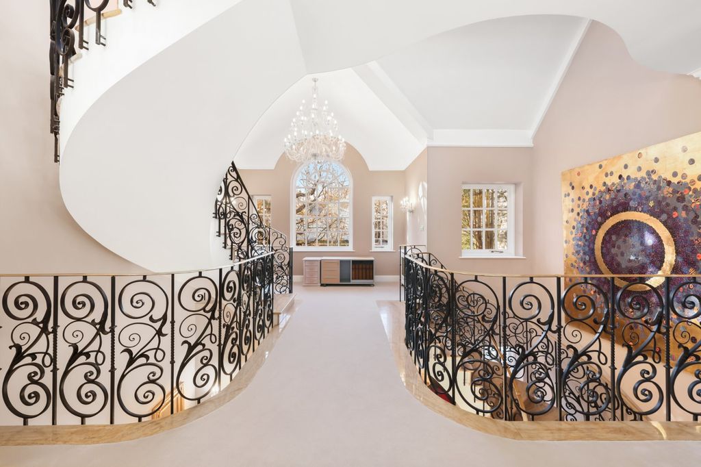 Additional image 20 of 8 bed detached house for saleByron Drive, London N2