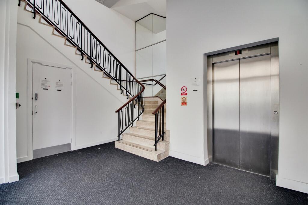 Additional image 16 of Stonehills, Welwyn Garden City