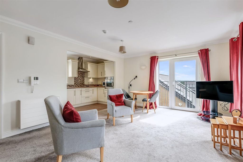 Additional image 3 of 1 bed flat for saleValley Drive, Ilkley LS29