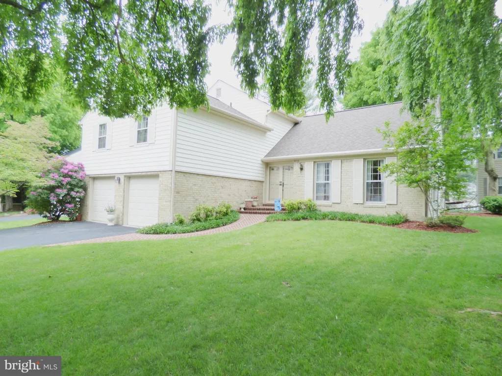 9936 Dellcastle Road, Gaithersburg, MD 20886