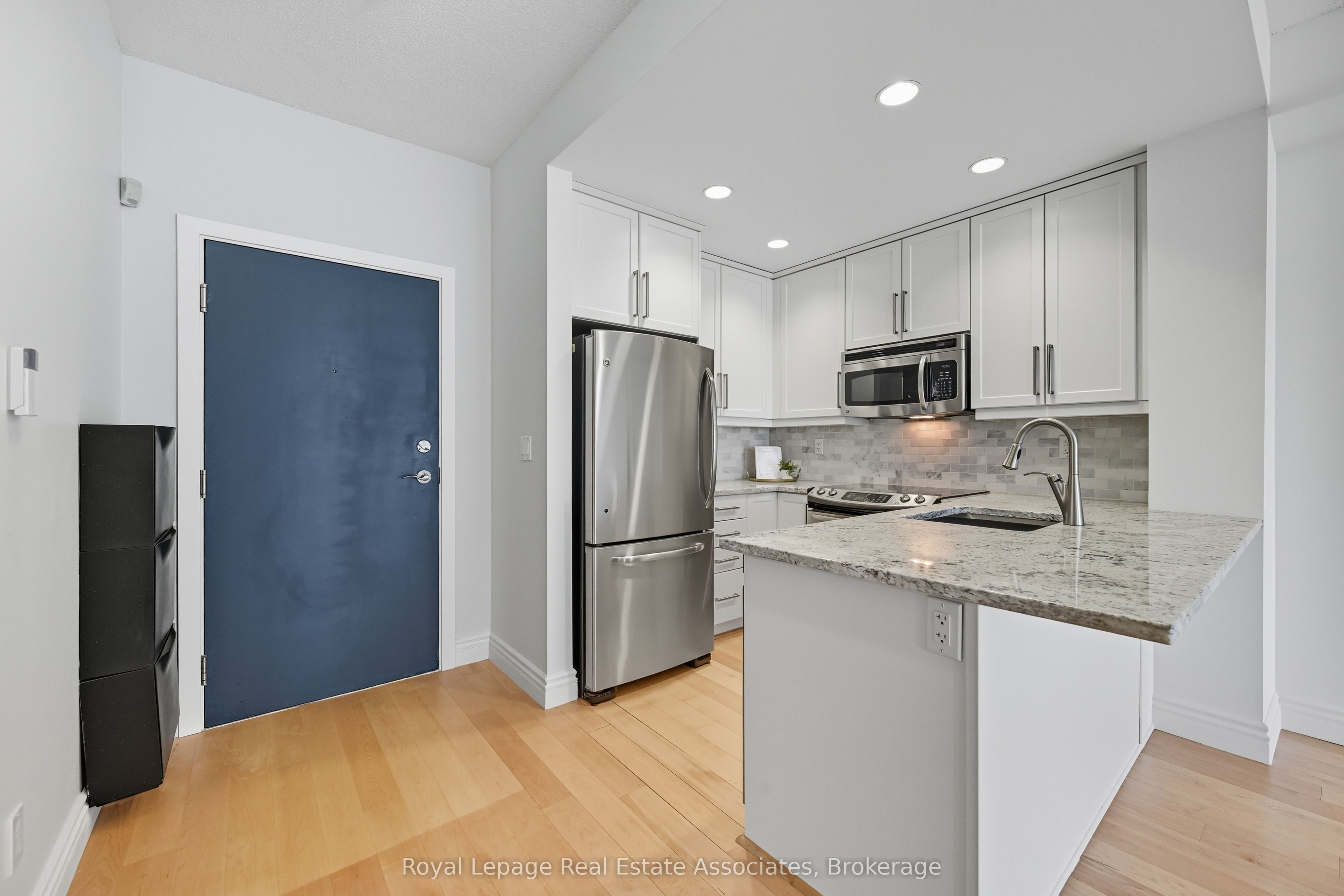 Additional image 4 of 1407-551 Maple Avenue, Burlington, ON, L7S 1M7
