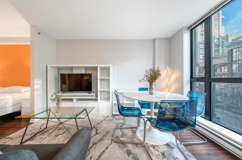 Additional image 3 of 311-1295 Richards Street, Vancouver, BC, V6B 1B7