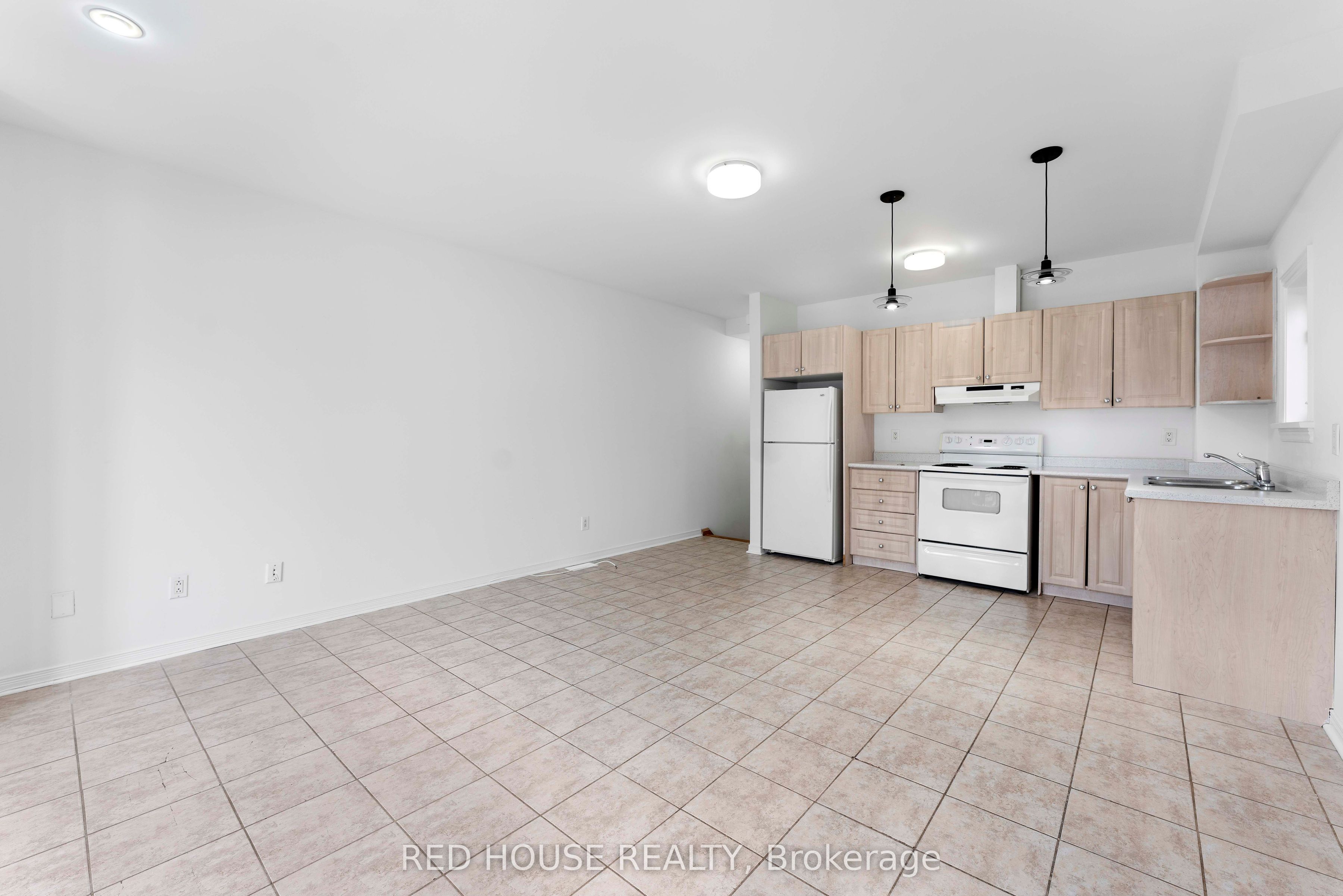 Additional image 3 of 1-67 Florence Crescent, Toronto, ON, M6N 4E8