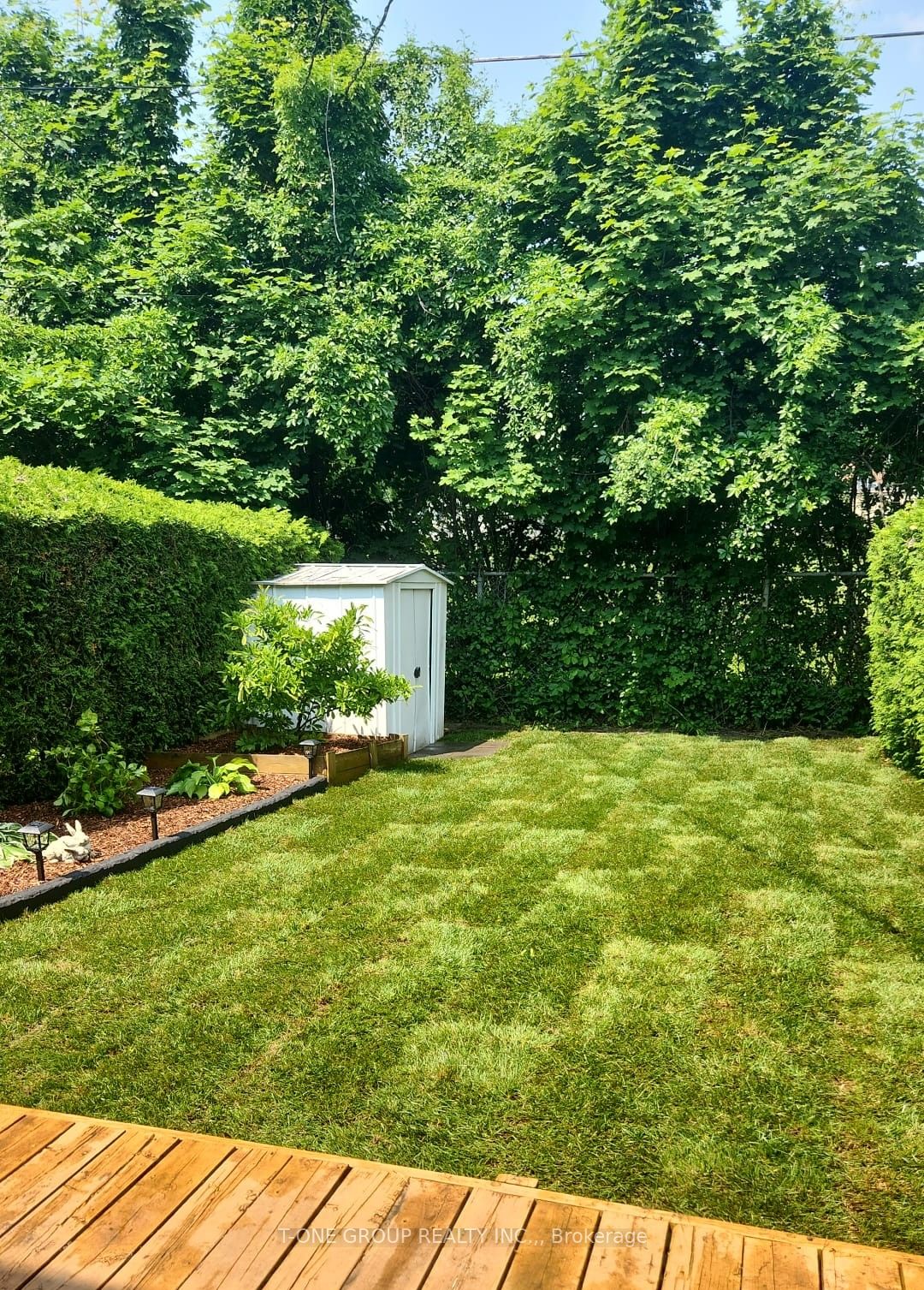 26 Balaby Crescent, Toronto, ON, M3C 2B7 photo 2