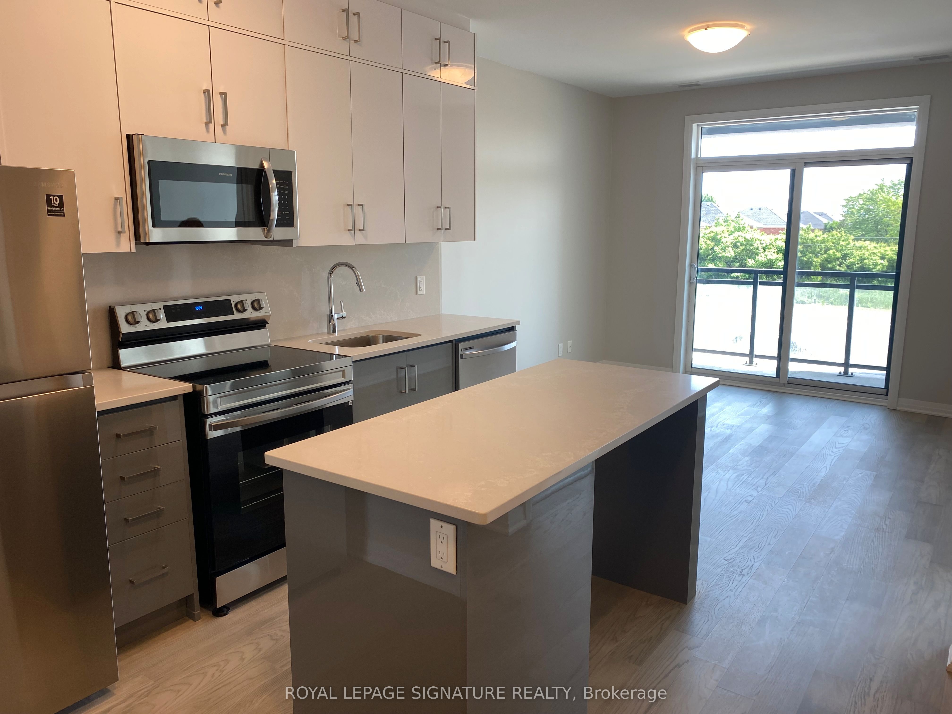 Additional image 6 of 112-95 Dundas Street W, Oakville, ON, L5B 2T5