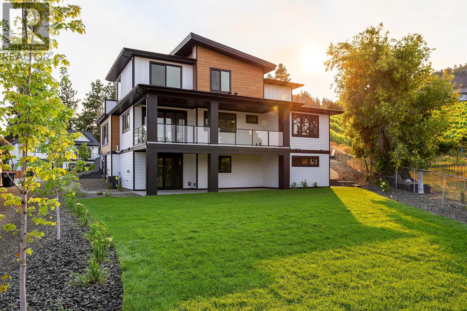 Additional image 3 of 1054 Oak Barrel Place, West Kelowna, BC, V1Z0A6