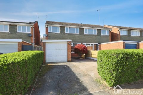 Mayflower Drive, Coventry CV2