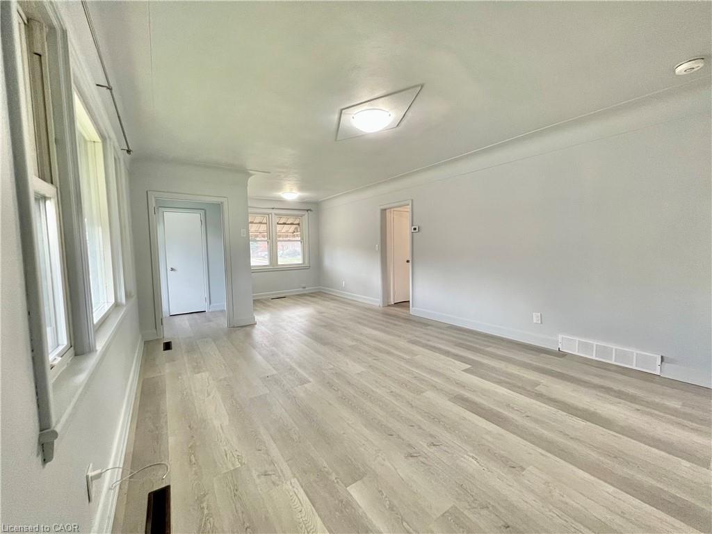 Additional image 5 of Upper-290 East 36th Street, Hamilton, ON, L8V 3Z5