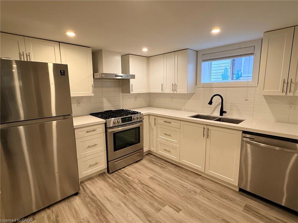 (LOWER)-105 Alpine Avenue, Hamilton, ON, L9A 1A7