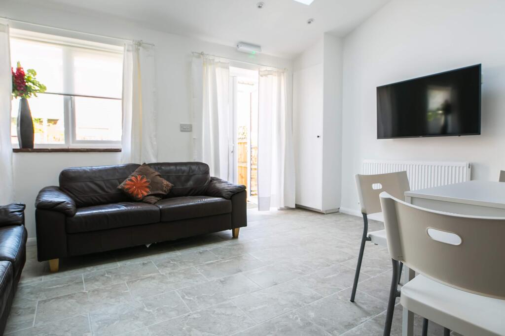 Additional image 3 of Metchley Drive - 5 bed, Harborne, West Midlands, B17