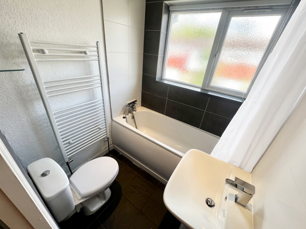 Additional image 9 of Metchley Drive - 4 bed, Harborne, West Midlands, B17