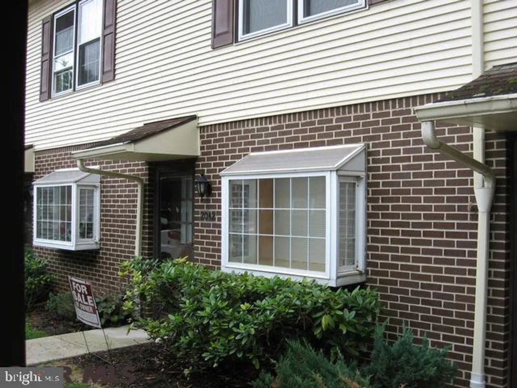 2042 Mary Ellen Lane, State College, PA 16803