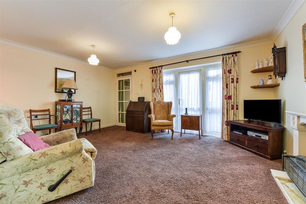 Additional image 6 of 2 bed flat for saleWindmill Court, East Wittering, Chichester PO20