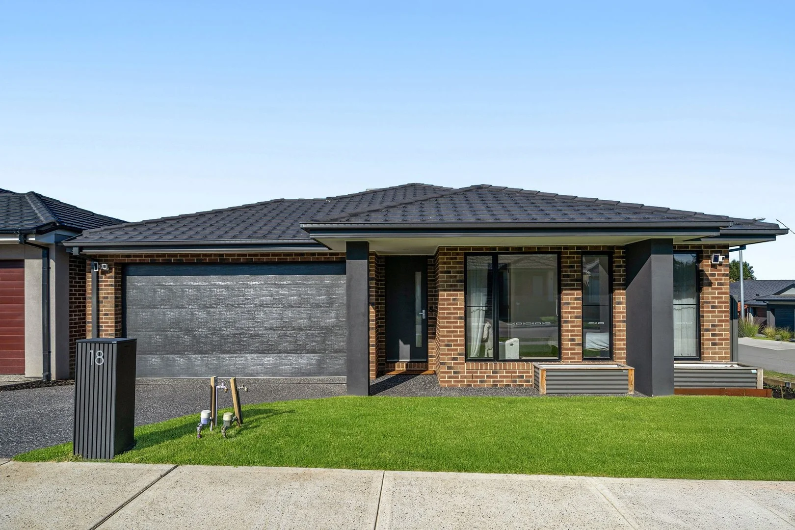 18 Silverstar Street, Pakenham VIC 3810