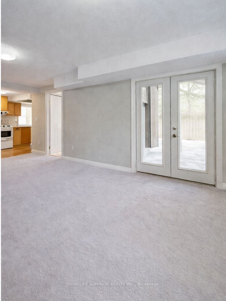 54 Mccrimmon Crescent, Clarington, ON, L1C 4N3 photo 5