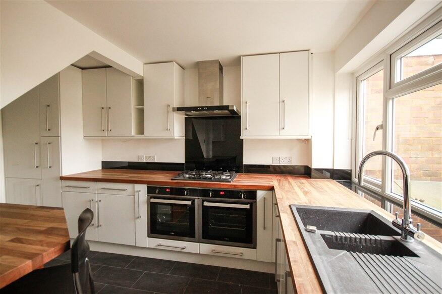 Additional image 3 of Lea Walk, Harpenden, AL5
