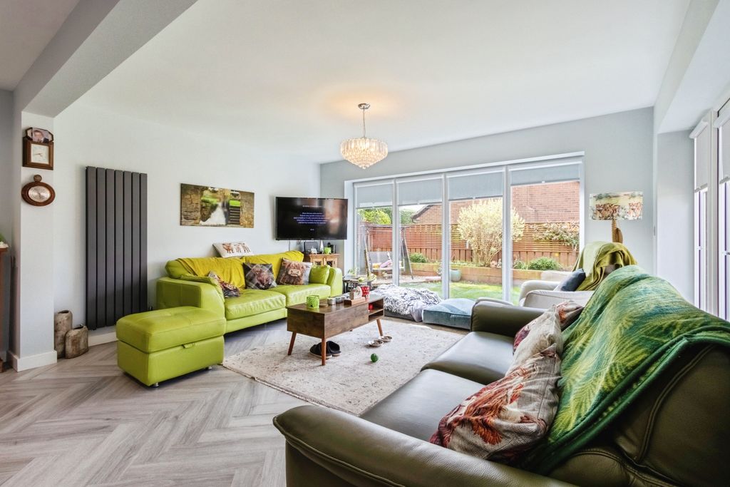 Additional image 2 of 2 bed detached bungalow for saleLakeland Way, Wakefield WF2