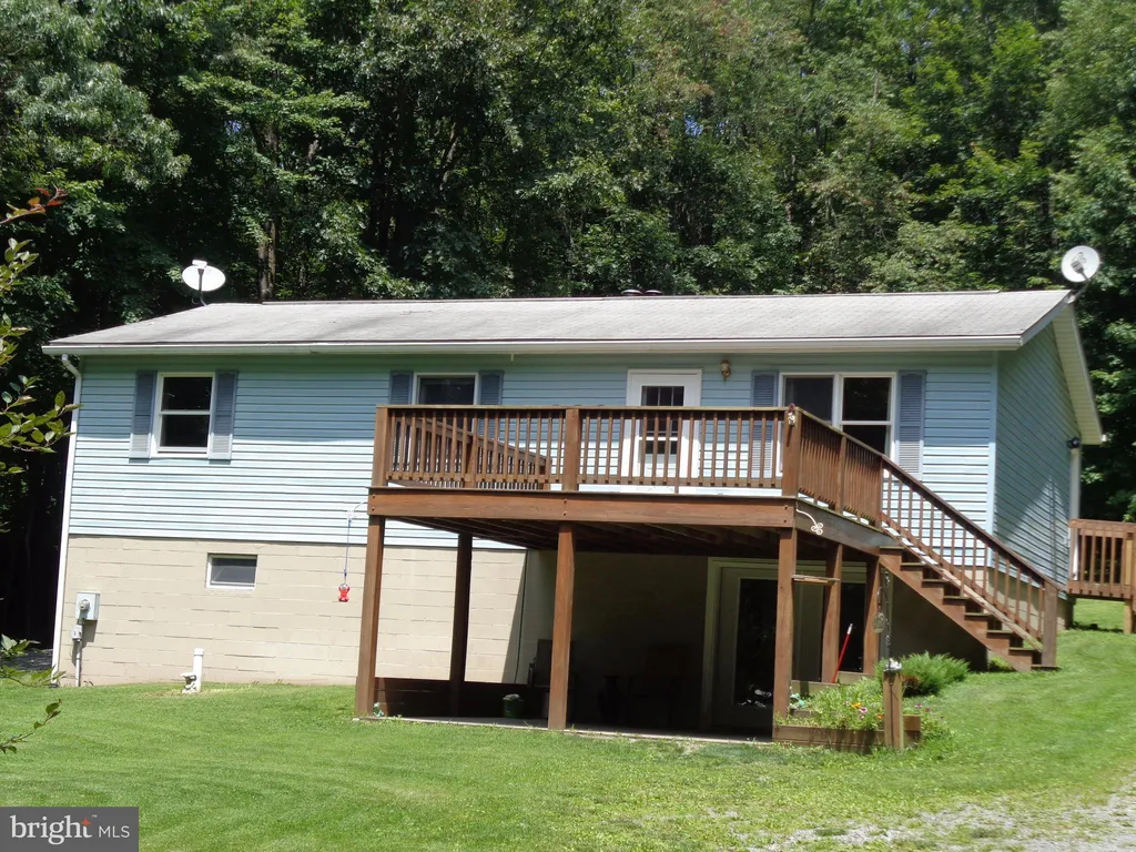 1865 Garrett Rd, Oakland, MD 21550