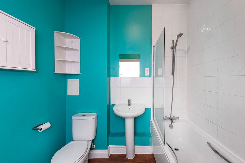 Additional image 6 of 1 bed flat for sale1 Bedroom Second Floor Apartment, Exchange Mews, Culverden Park Road, Tunbridge Wells TN4