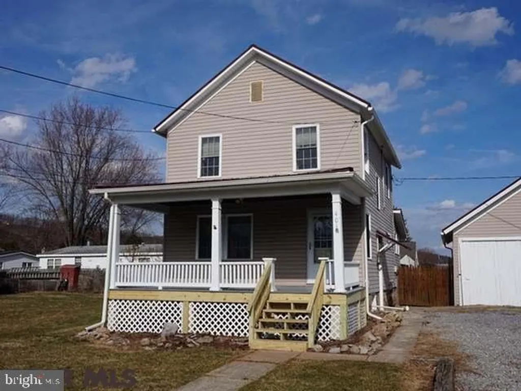 401 Broadway Street, Milesburg, PA 16853