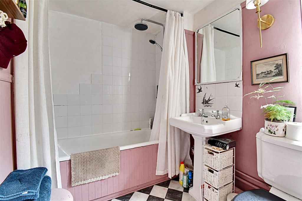 Additional image 10 of 2 bed end terrace house for saleMead Lane, Hertford SG13
