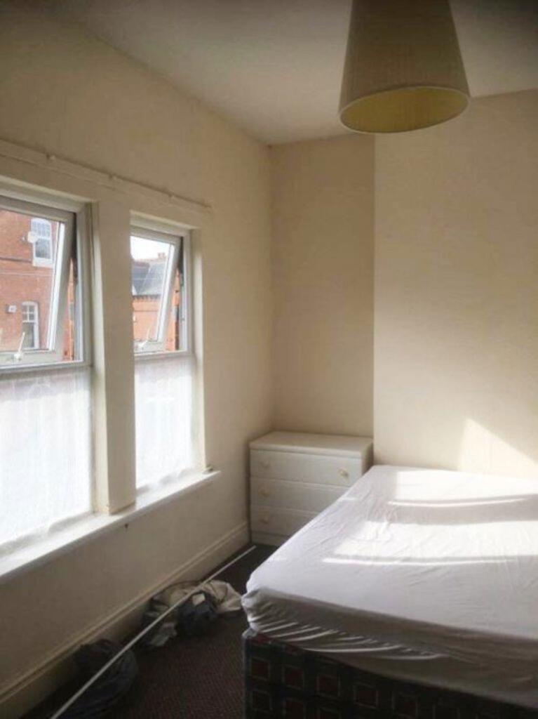 Additional image 4 of Harold Road, Edgbaston, B16 - 8-8 Viewings