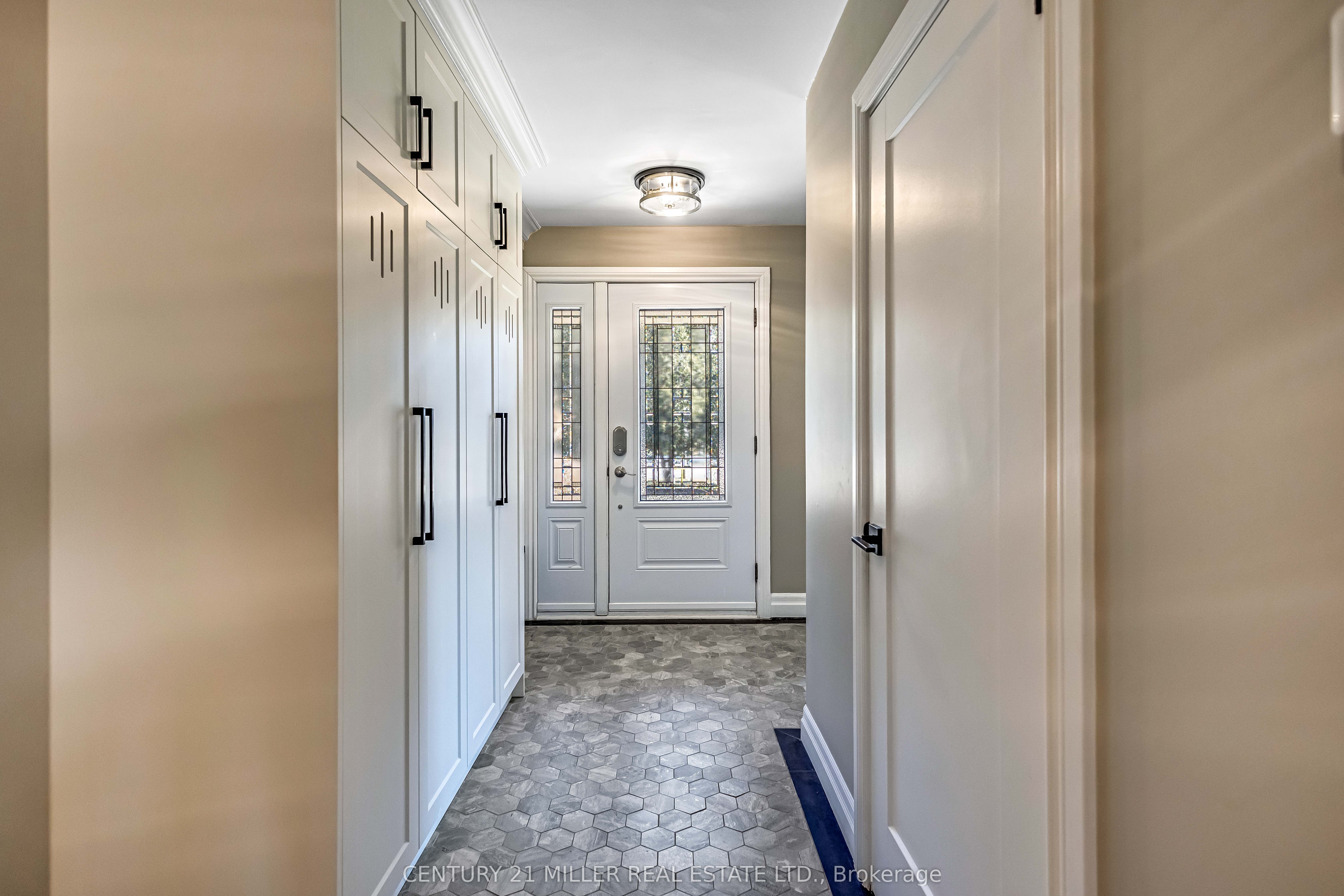 Additional image 5 of 1898 Waterdown Road, Burlington, ON, L7P 0T2