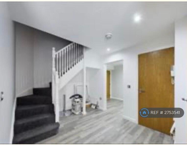 Heritage Court, Birmingham, B18 photo 2