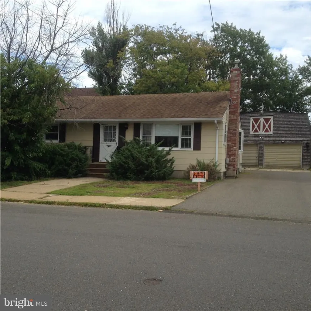 211 N Delaware Avenue, Beach Haven, NJ 08008