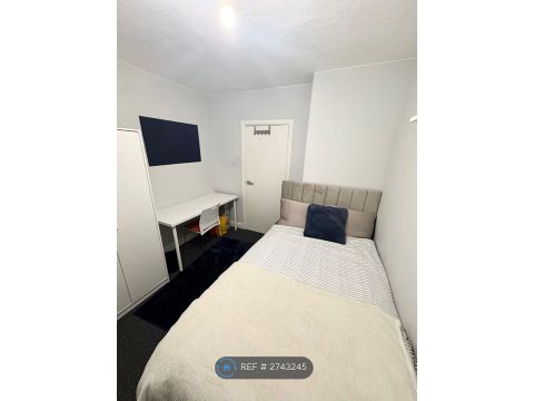 Kingsland Avenue, Coventry CV5, Room to rent