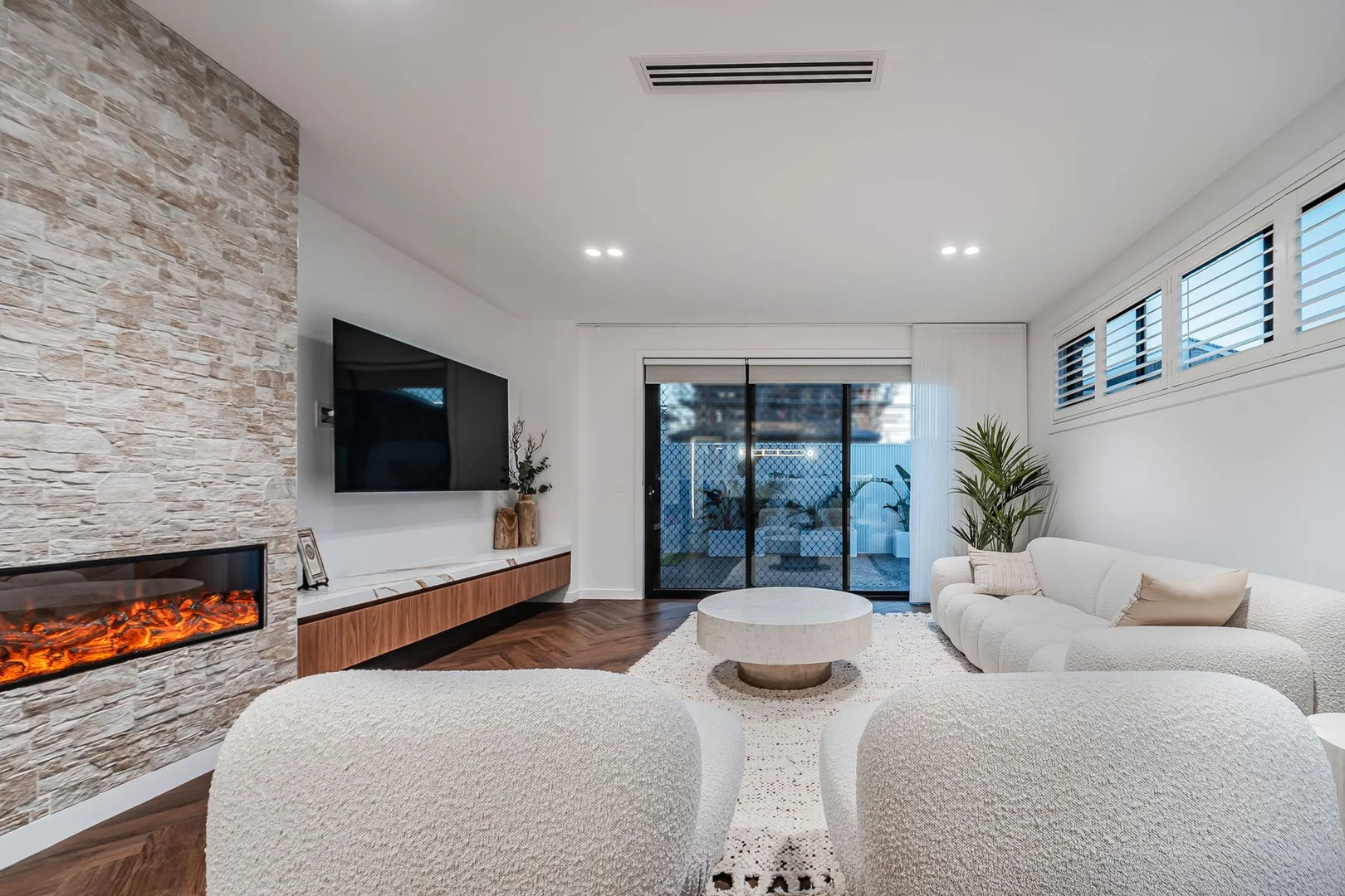 Additional image 15 of 8 SKYLARK ROAD, Greenvale VIC 3059