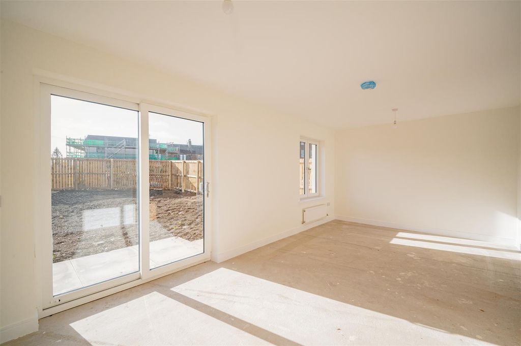 Additional image 4 of 3 bed property for saleNewtyle Lane, Dundee DD3
