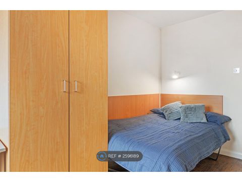 The Farthings, Nottingham NG7, Room to rent