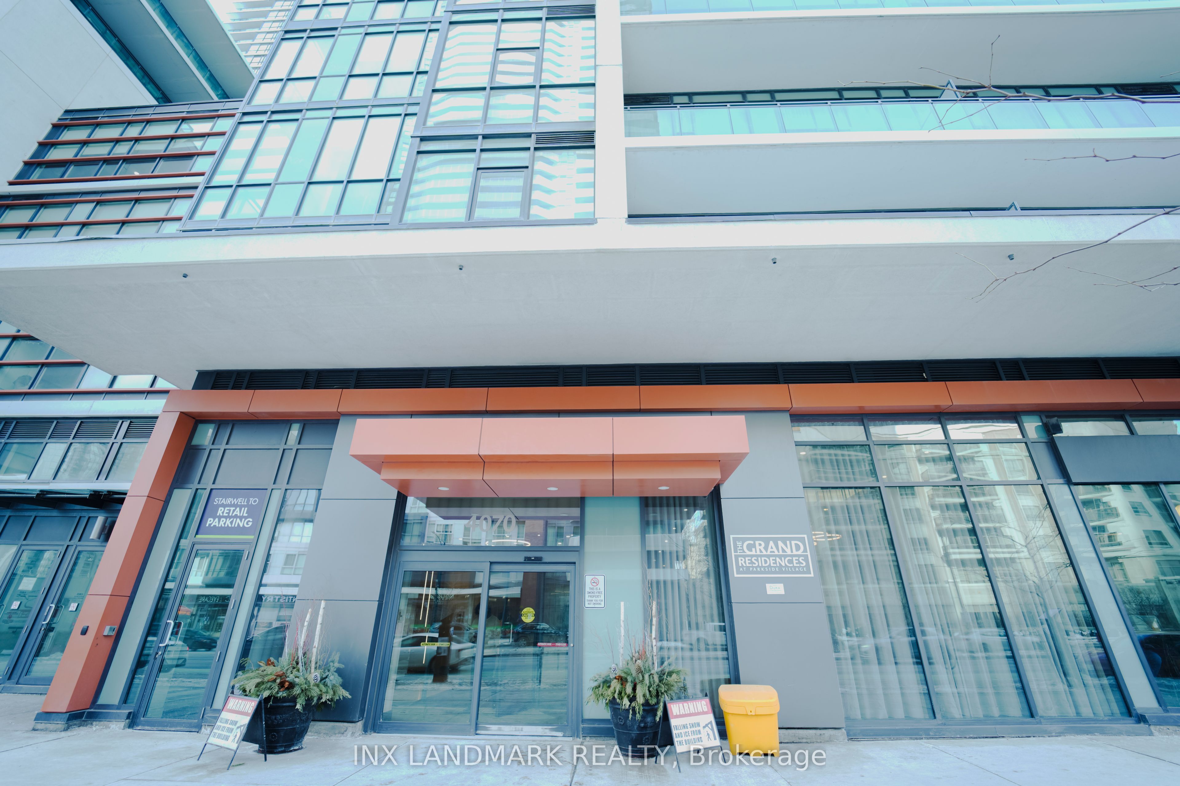 517-4070 Confederation Parkway, Mississauga, ON, L5B 0E9